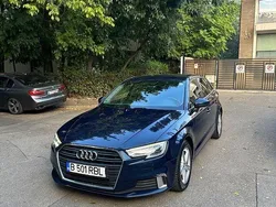 Albastru Utilizat 2018 Audi A3 Sportback Design Hatchback | 12.900 EUR (Preț bun)
