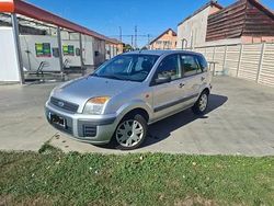 Utilizat 2009 Ford Fusion Hatchback | 1.500 EUR