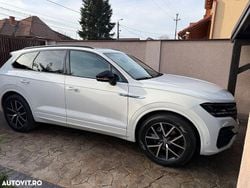 Culoarealb Utilizat 2019 VW Touareg Style SUV | 37.100 EUR (Puțin scump)