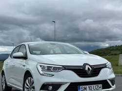 Culoarealb Utilizat 2019 Renault Mégane IV Zen Hatchback | 10.500 EUR (Preț OK)