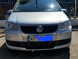 Utilizat 2008 VW Touran United Monovolum | 4.590 EUR (Puțin scump)