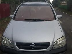 Argintiu Utilizat 2001 Opel Zafira Berlinǎ | 5.500 EUR