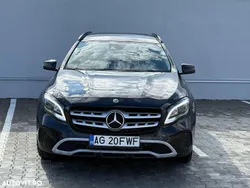 Negru Utilizat 2018 Mercedes GLA200 StreetStyle SUV | 14.950 EUR