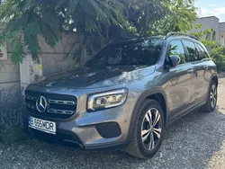 Gri Utilizat 2021 Mercedes GLB200 SUV | 29.990 EUR