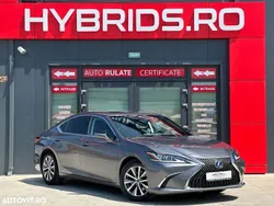 Gri Utilizat 2020 Lexus ES300H Executive Line Berlinǎ | 29.989 EUR