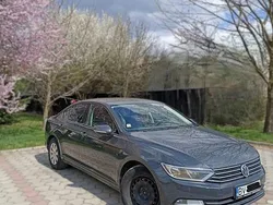 Culoaregri Utilizat 2015 VW Passat Berlinǎ | 8.990 EUR (Preț bun)