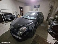 Culoarenegru Utilizat 2009 Alfa Romeo MiTo Distinctive Hatchback | 3.000 EUR
