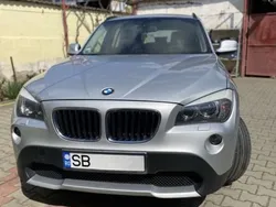 Gri Utilizat 2011 BMW X1 SUV | 8.999 EUR (Preț bun)