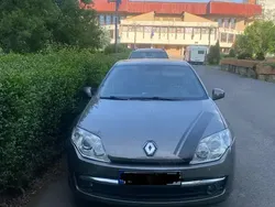 Utilizat 2010 Renault Laguna III Berlinǎ | 4.000 EUR