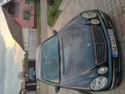 Utilizat 2006 Mercedes 220 Berlinǎ | 4.000 EUR