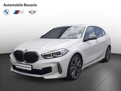 Alb alpine Utilizat 2023 BMW M135 Shadowline Hatchback | 42.326 EUR