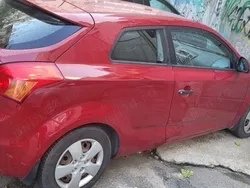 Rosu Utilizat 2008 Kia Ceed | 3.200 EUR (Puțin scump)