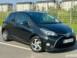 Utilizat 2015 Toyota Yaris Hybrid Hatchback | 8.500 EUR
