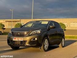 Culoareverde Utilizat 2018 Peugeot 3008 Business-Line SUV | 11.990 EUR (Preț OK)