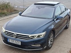 Albastru Utilizat 2020 VW Passat Highline Berlinǎ | 23.400 EUR (Scump)