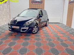 Negru Utilizat 2012 Renault Scénic III Bose Edition Monovolum | 6.199 EUR (Puțin scump)