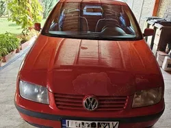 Utilizat 2001 VW Bora Berlinǎ | 1.000 EUR