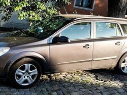 Culoaregri Utilizat 2008 Opel Astra Enjoy Break | 1.500 EUR (Preț bun)