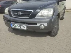 Negru Utilizat 2004 Kia Sorento SUV | 2.000 EUR (Preț bun)