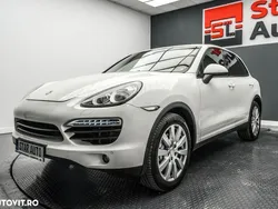 Alb Utilizat 2012 Porsche Cayenne SUV | 16.490 EUR