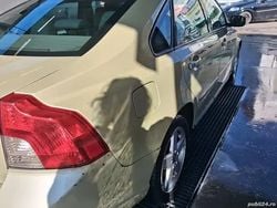 Utilizat 2008 Volvo S40 Berlinǎ | 2.400 EUR