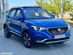 Culoarealbastru Utilizat 2020 MG ZS Berlinǎ | 12.999 EUR (Preț bun)