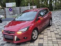 Rosu Utilizat 2013 Ford Focus Break | 5.600 EUR