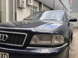 Albastru Utilizat 2001 Audi S8 Berlinǎ | 10.500 EUR