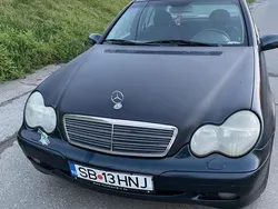 Utilizat 2001 Mercedes C180 Hatchback | 1.800 EUR
