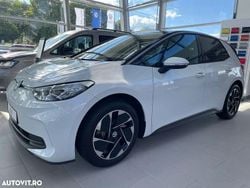 Culoarealb Nouă 2025 VW ID.3 Pure Hatchback | 25.729 EUR