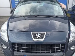 Albastru Utilizat 2013 Peugeot 3008 SUV | 10.500 EUR