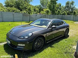 Maro Utilizat 2011 Porsche Panamera 4S Berlinǎ | 22.900 EUR