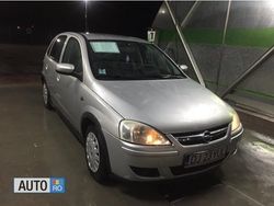 Gri Utilizat 2005 Opel Corsa Hatchback | 1.500 EUR