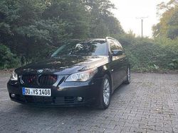 Culoarenegru Utilizat 2005 BMW 525 Break | 4.000 EUR (Preț OK)