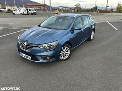 Culoarealbastru Utilizat 2016 Renault Mégane GrandTour Intens Break | 7.350 EUR (Preț OK)