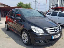 Negru Utilizat 2011 Mercedes B180 Monovolum | 3.999 EUR (Preț OK)