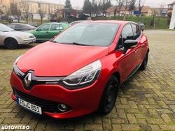 Culoarerosu Utilizat 2016 Renault Clio IV LIMITED Hatchback | 3.900 EUR (Super Preț)
