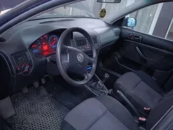 Utilizat 2003 VW Golf IV Hatchback | 1.250 EUR (Preț bun)