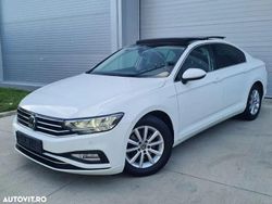 Alb Utilizat 2020 VW Passat Trendline Berlinǎ | 17.990 EUR (Preț OK)