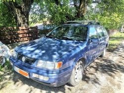 Albastru Utilizat 1995 VW Passat Break | 1.800 EUR