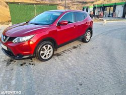 Culoarerosu Utilizat 2014 Nissan Qashqai Tekna SUV | 6.300 EUR (Super Preț)
