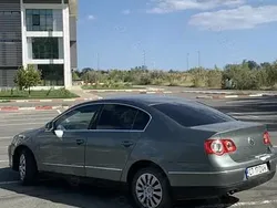 Utilizat 2008 VW Passat Berlinǎ | 2.450 EUR (Preț bun)