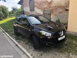 Culoarealte culori Utilizat 2010 Nissan Qashqai Tekna SUV | 6.500 EUR (Preț OK)