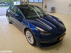 Culoarealbastru Utilizat 2022 Tesla Model 3 Berlinǎ | 33.900 EUR (Preț OK)