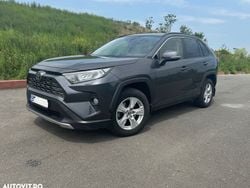 Gri Utilizat 2019 Toyota RAV4 SUV | 16.990 EUR (Super Preț)