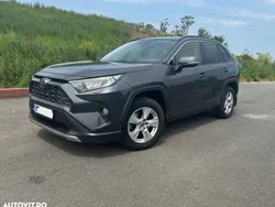 Gri Utilizat 2019 Toyota RAV4 SUV | 17.950 EUR (Super Preț)
