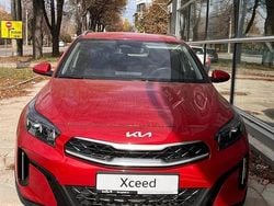Culoarealte culori Nouă 2025 Kia XCeed City SUV | 22.950 EUR (Preț bun)