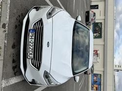 Alb Utilizat 2018 Ford Focus Berlinǎ | 12.500 EUR (Scump)