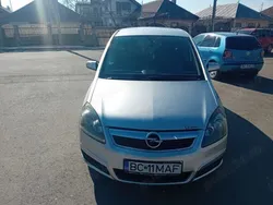 Utilizat 2006 Opel Zafira Monovolum | 2.300 EUR (Preț OK)
