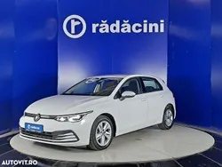 Culoarealb Utilizat 2021 VW Golf VIII Hatchback | 18.950 EUR (Preț OK)